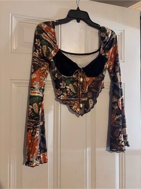 Paisley Print Long-Sleeve Crop Top - Black & Burnt Orange
